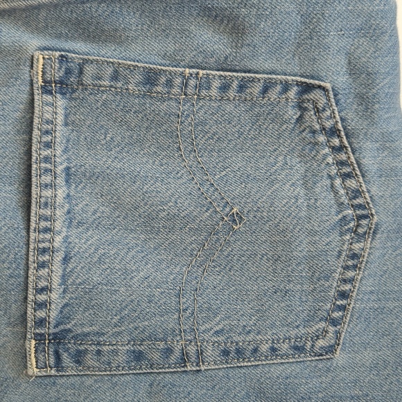 Levi's Tico Denim Jumper Dress (Irregular) - Picture 7 of 14